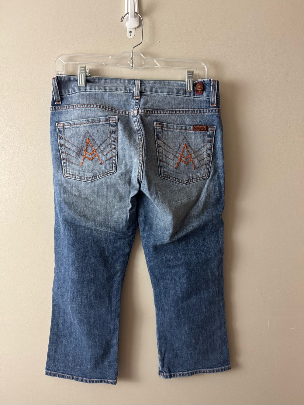 Women’s 7 For All Mankind Capri Jeans Size 28